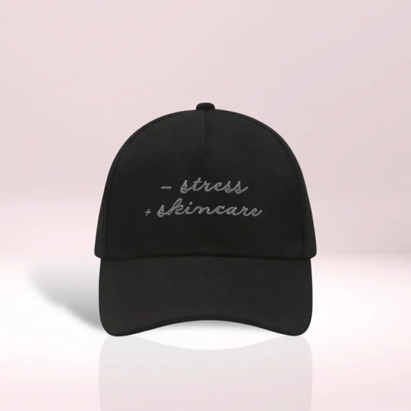 cappellino nero ricamato regolabile